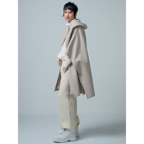【COGTHEBIGSMOKE】 GITTY HOODED CAPE GITTY HOODED CAPE, Poncho-shaped, Made in Japan | COGTHEBIGSMOKE